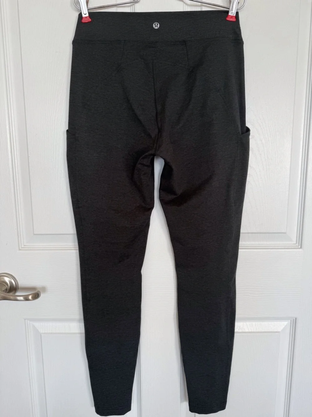 Lululemon soft suede high rise tight leggings with pockets. Size 10. 2024 - Picture 5 of 8